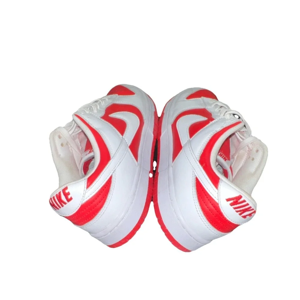 40N8/ Nike Dunk Low Championship Red White Low Top Men's‎ Athletic Sneakers
